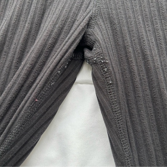 ⭐️Madewell MWL Brushed Rib Flare Leggings⭐️ - Picture 4 of 6